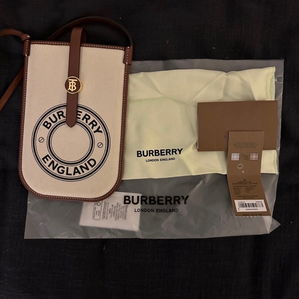 NWT Burberry Crossbody Bag - Unisex